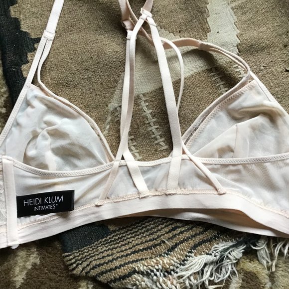 Heidi Klum Intimates Soft PInk Sheer Stretch and Lace Bra New No Tags - Picture 4 of 8